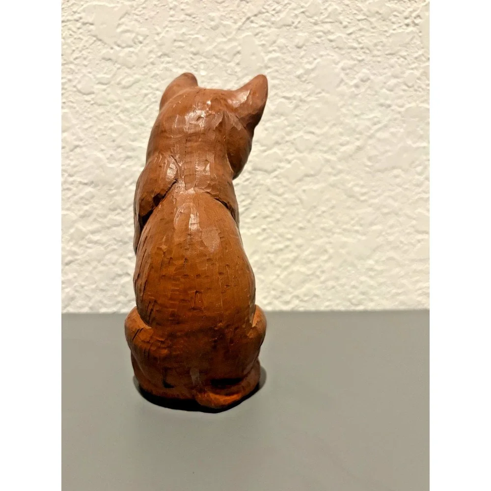 Vintage Red Mill Mfg 1985 Sitting Cat Figurine Crushed Pecan Resin 6